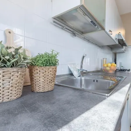 Apartment Altomare By Interhome *